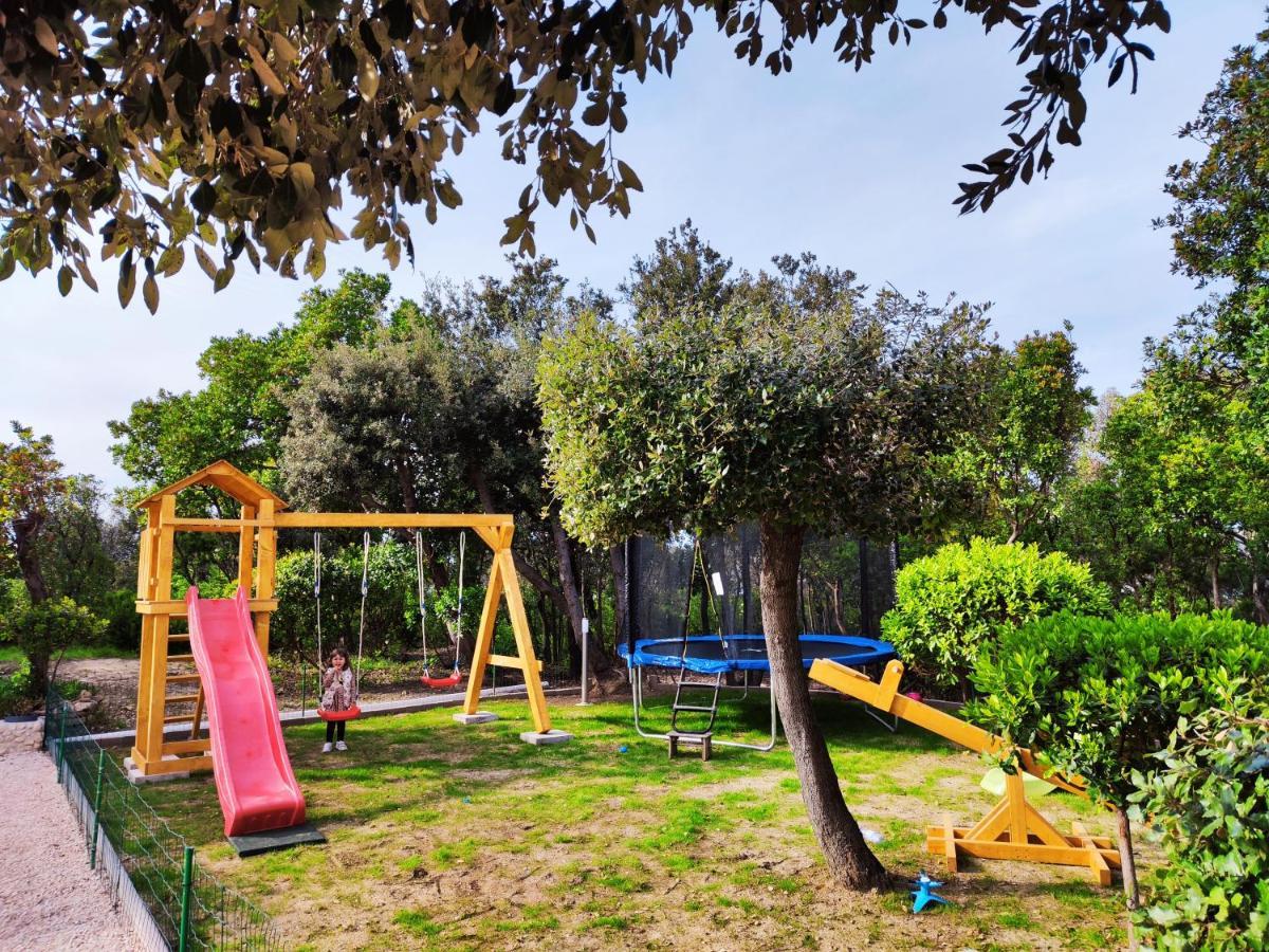 Apartmani "Sandro" Gonar Rab Town Exterior foto