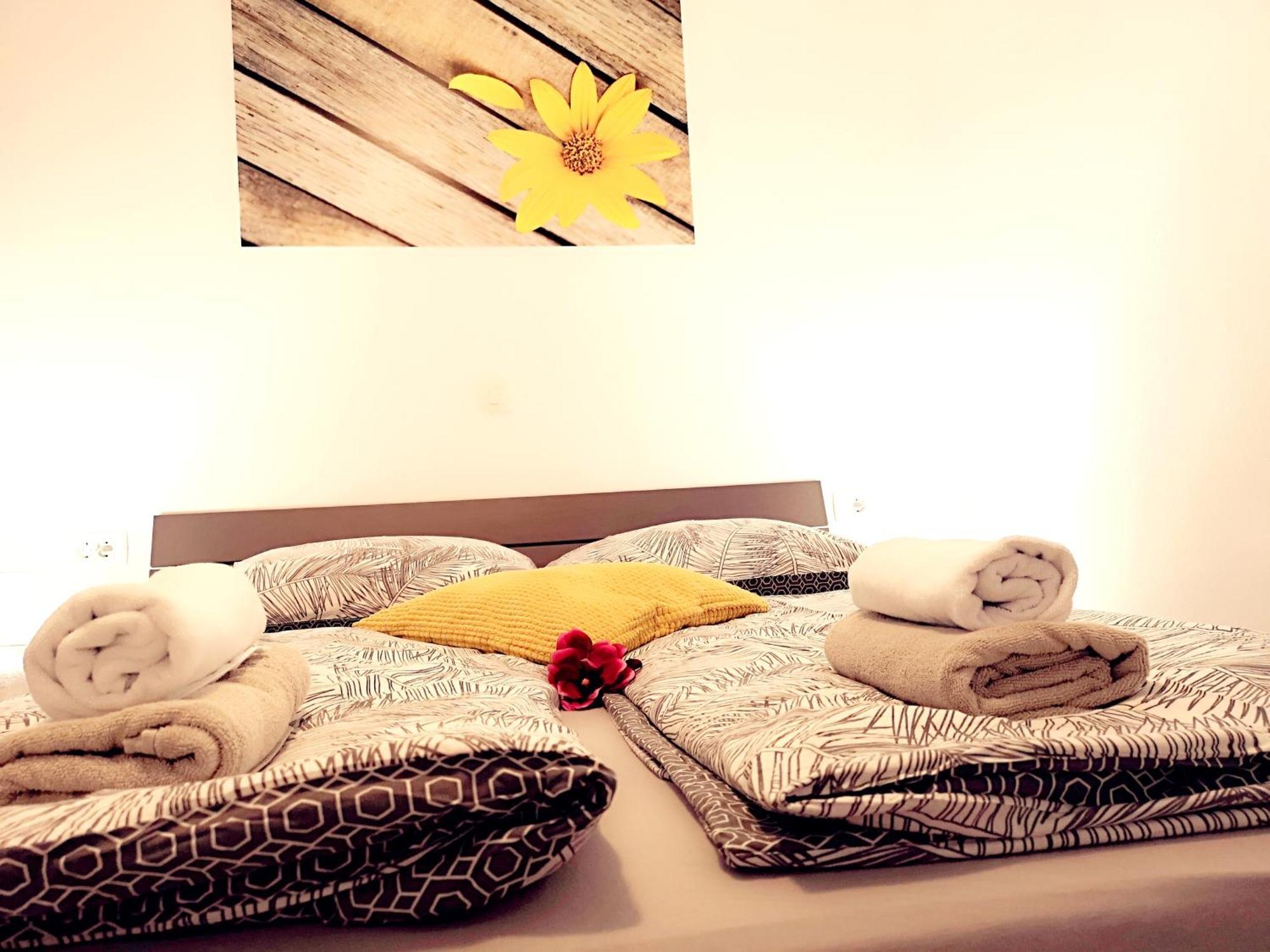 Apartmani "Sandro" Gonar Rab Town Zimmer foto